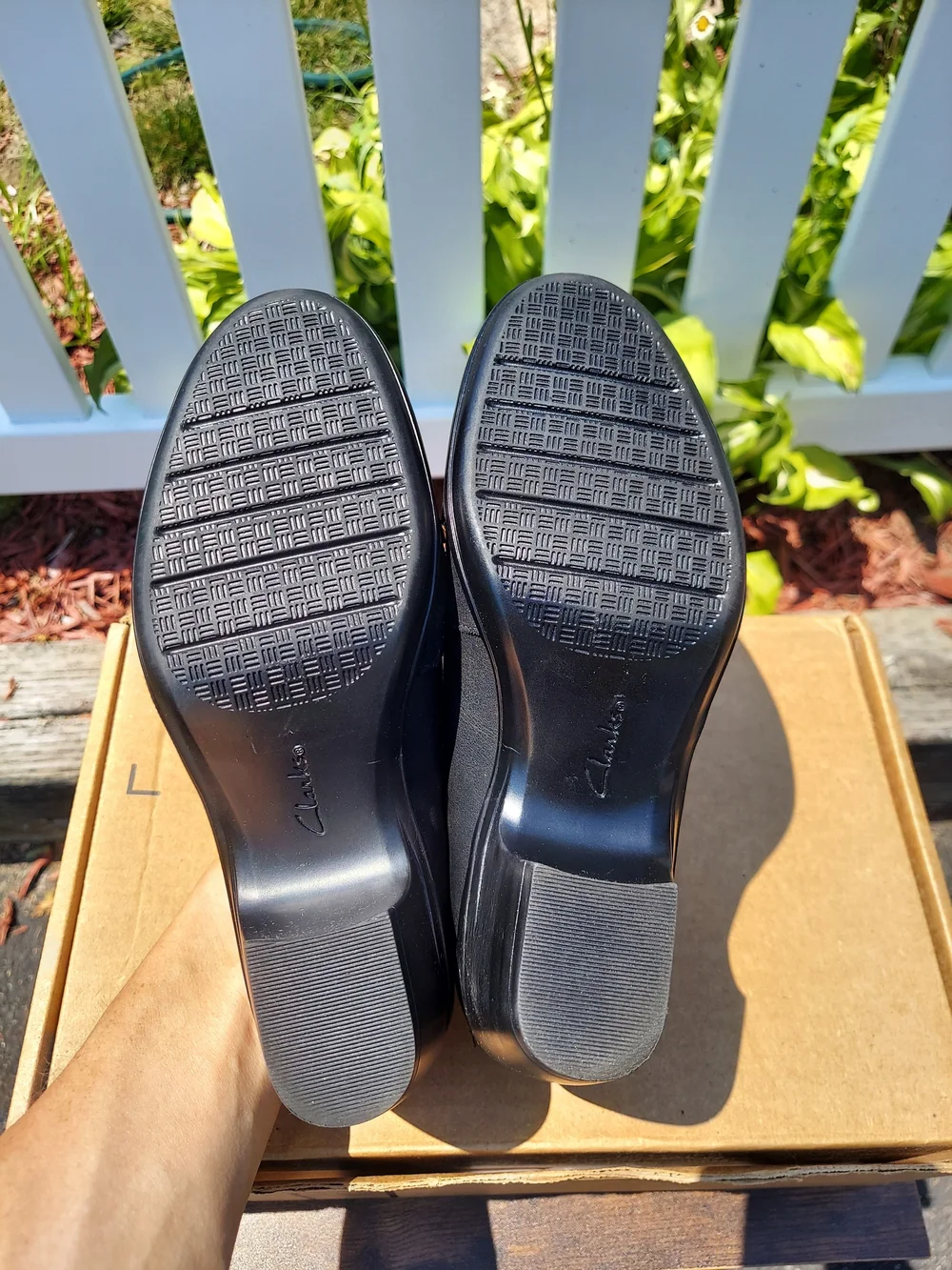 Clarks Emily Step Black Leather Low Block Pump Heels Women Size 6 NWT Comfort - Picture 10 of 10